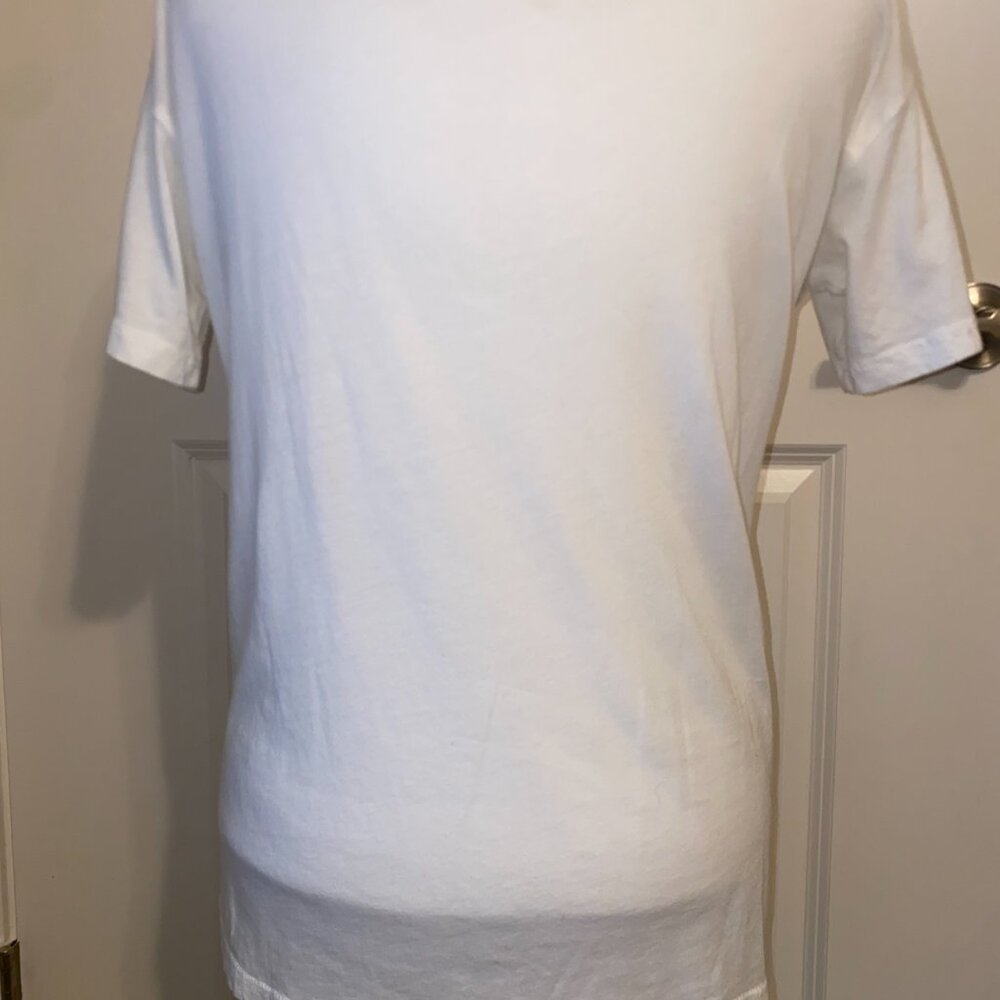 Spiritual Gangster Tee Hamsa Hand Gold - Picture 4 of 5